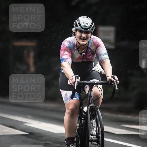 13.09.2026 - Stadtparktriathlon H.Heesch http://msf.ph/oto/10385190 13.09.2026 12:38:19 Radfahren 1123, 1128, 1140, 1194, 1228 meine-sportfotos.de