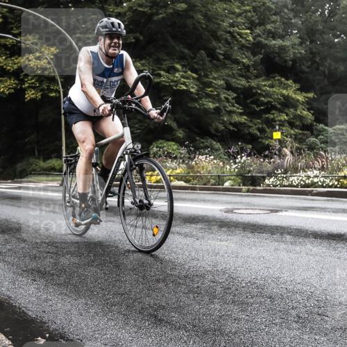 13.09.2026 - Stadtparktriathlon H.Heesch http://msf.ph/oto/10385201 13.09.2026 13:12:55 Radfahren 1225, 1226, 1284, 1352 meine-sportfotos.de