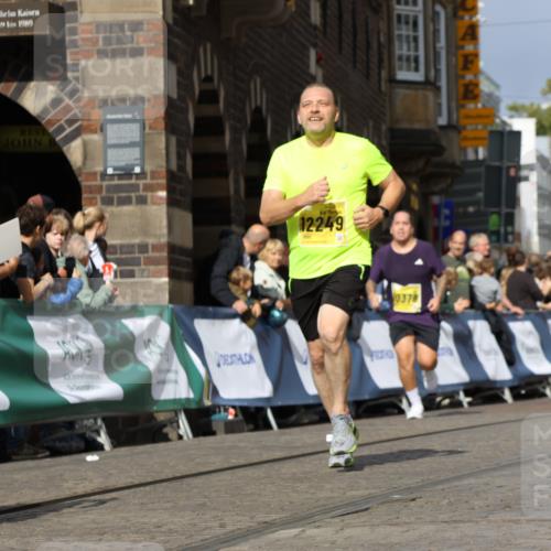13.09.2026 - 21. swb-Marathon Bremen Strokosch-Dieckow http://msf.ph/oto/10385205 13.09.2026 11:06:58 Ziel 10323, 10654, 10795, 10849, 10989, 11021, 11066, 11240, 11370, 12146, 12219, 12485, 10156, 10360, 11100, 11393, 11439, 11600, 11684, 11696, 11822, 11823, 12255 meine-sportfotos.de