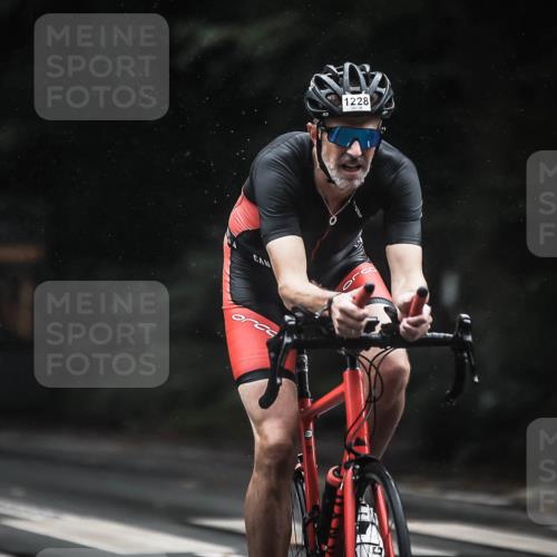 13.09.2026 - Stadtparktriathlon H.Heesch http://msf.ph/oto/10385208 13.09.2026 12:38:21 Radfahren 1097, 1128, 1140, 1164, 1193, 1194, 1228 meine-sportfotos.de