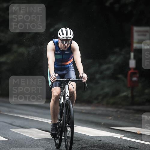 13.09.2026 - Stadtparktriathlon H.Heesch http://msf.ph/oto/10385218 13.09.2026 12:38:23 Radfahren 950, 959, 1097, 1128, 1140, 1164, 1193, 1194, 1204, 1228 meine-sportfotos.de