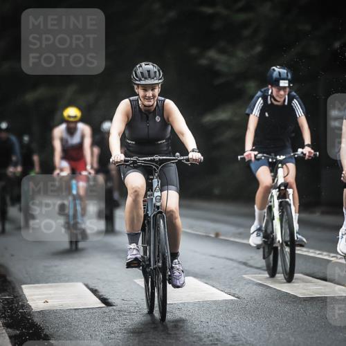 13.09.2026 - Stadtparktriathlon H.Heesch http://msf.ph/oto/10385241 13.09.2026 12:38:25 Radfahren 950, 959, 1097, 1128, 1140, 1164, 1193, 1194, 1204, 1228 meine-sportfotos.de