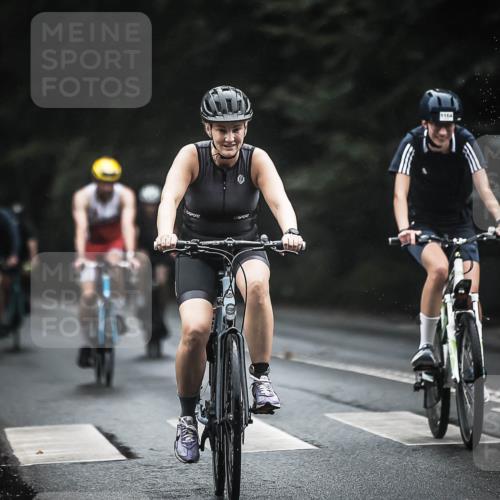 13.09.2026 - Stadtparktriathlon H.Heesch http://msf.ph/oto/10385253 13.09.2026 12:38:25 Radfahren 950, 959, 1097, 1128, 1140, 1164, 1193, 1194, 1204, 1228 meine-sportfotos.de
