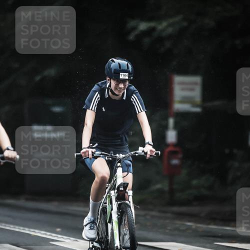 13.09.2026 - Stadtparktriathlon H.Heesch http://msf.ph/oto/10385260 13.09.2026 12:38:26 Radfahren 950, 959, 1097, 1128, 1164, 1193, 1194, 1204, 1228 meine-sportfotos.de