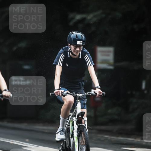 13.09.2026 - Stadtparktriathlon H.Heesch http://msf.ph/oto/10385262 13.09.2026 12:38:26 Radfahren 950, 959, 1097, 1128, 1164, 1193, 1194, 1204, 1228 meine-sportfotos.de