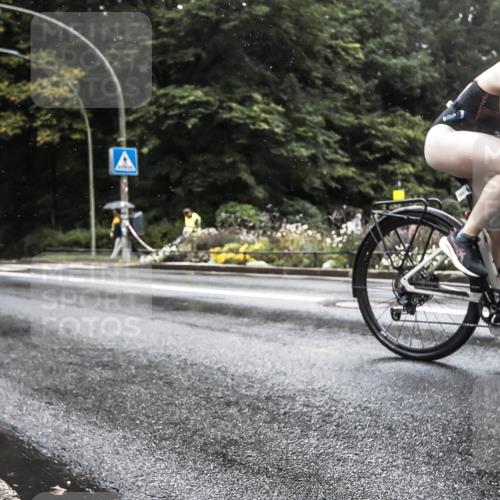 13.09.2026 - Stadtparktriathlon H.Heesch http://msf.ph/oto/10385277 13.09.2026 13:14:01 Radfahren 1286, 1385, 1461 meine-sportfotos.de