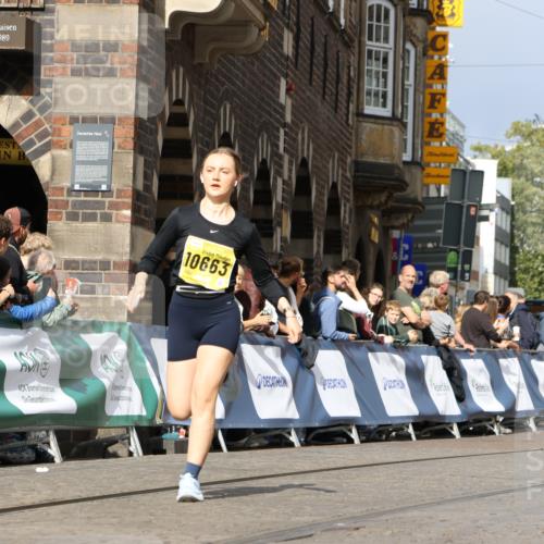 13.09.2026 - 21. swb-Marathon Bremen Strokosch-Dieckow http://msf.ph/oto/10385289 13.09.2026 11:07:02 Ziel 10323, 10378, 10654, 10663, 10795, 10849, 10989, 11021, 11066, 11240, 11370, 12124, 12146, 12219, 12249, 10156, 10360, 11100, 11246, 11393, 11439, 11600, 11684, 11696, 11759, 11822, 11823, 12255 meine-sportfotos.de