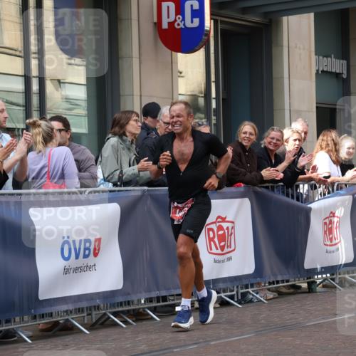 13.09.2026 - 21. swb-Marathon Bremen Strokosch-Dieckow http://msf.ph/oto/10385307 13.09.2026 12:51:58 Ziel 959, 1357, 1507, 482, 943, 1126 meine-sportfotos.de