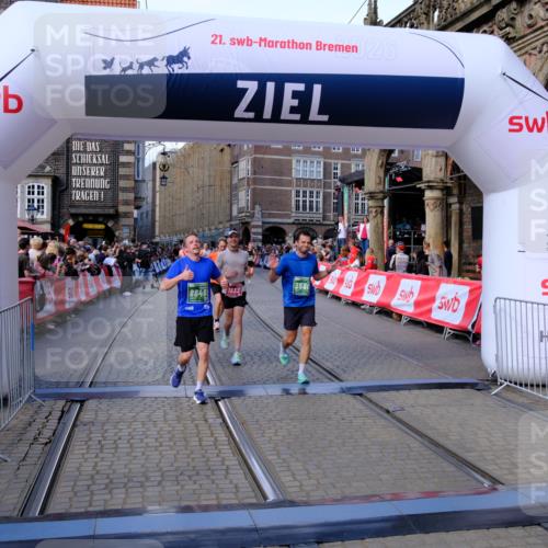 13.09.2026 - 21. swb-Marathon Bremen Tim E. http://msf.ph/oto/10385315 13.09.2026 13:23:16 Ziel 1809, 1935, 1963, 2040, 2367, 2914, 3098, 3145, 3233, 3560, 5114, 6737, 6792, 7909, 8377, 8646, 8671, 8672, 8819, 8820, 9921 meine-sportfotos.de