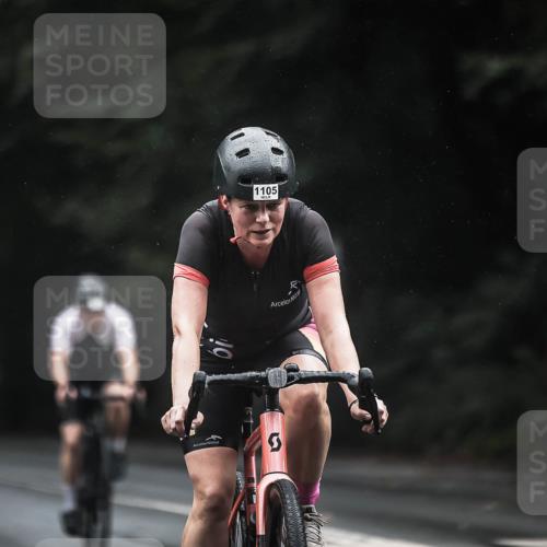 13.09.2026 - Stadtparktriathlon H.Heesch http://msf.ph/oto/10385328 13.09.2026 12:38:34 Radfahren 950, 959, 1105, 1133, 1176, 1204, 1282 meine-sportfotos.de