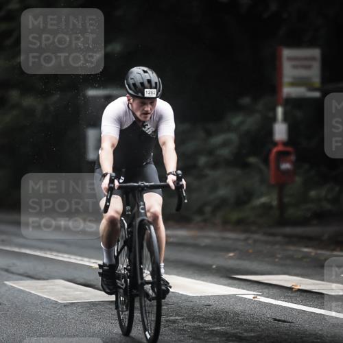 13.09.2026 - Stadtparktriathlon H.Heesch http://msf.ph/oto/10385340 13.09.2026 12:38:35 Radfahren 950, 959, 1105, 1133, 1176, 1282 meine-sportfotos.de