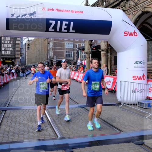13.09.2026 - 21. swb-Marathon Bremen Tim E. http://msf.ph/oto/10385348 13.09.2026 13:23:18 Ziel 1809, 1900, 1935, 1963, 2040, 2367, 2827, 2914, 2961, 3098, 3145, 3233, 3374, 3560, 3729, 3920, 5114, 6737, 7909, 8304, 8377, 8646, 8671, 8672, 8732, 8787, 8819, 8820, 9921 meine-sportfotos.de