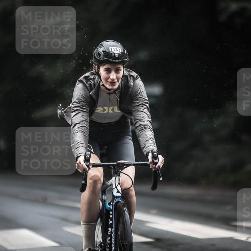 13.09.2026 - Stadtparktriathlon H.Heesch http://msf.ph/oto/10385352 13.09.2026 12:38:36 Radfahren 1105, 1133, 1176, 1282 meine-sportfotos.de