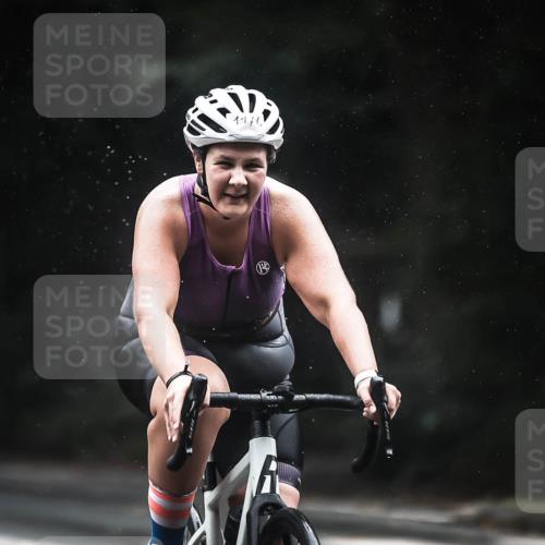13.09.2026 - Stadtparktriathlon H.Heesch http://msf.ph/oto/10385381 13.09.2026 12:38:40 Radfahren 1091, 1105, 1133, 1154, 1176, 1282 meine-sportfotos.de