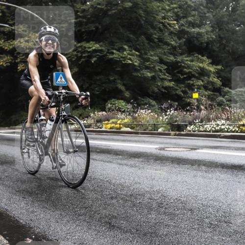 13.09.2026 - Stadtparktriathlon H.Heesch http://msf.ph/oto/10385384 13.09.2026 13:15:37 Radfahren 1219, 1244, 1379, 1466 meine-sportfotos.de