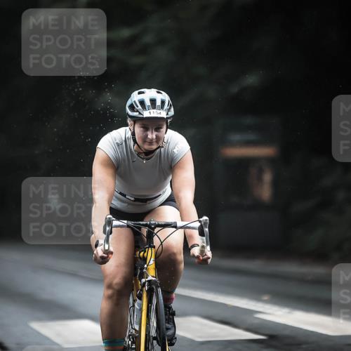 13.09.2026 - Stadtparktriathlon H.Heesch http://msf.ph/oto/10385393 13.09.2026 12:38:43 Radfahren 996, 1091, 1154, 1176 meine-sportfotos.de