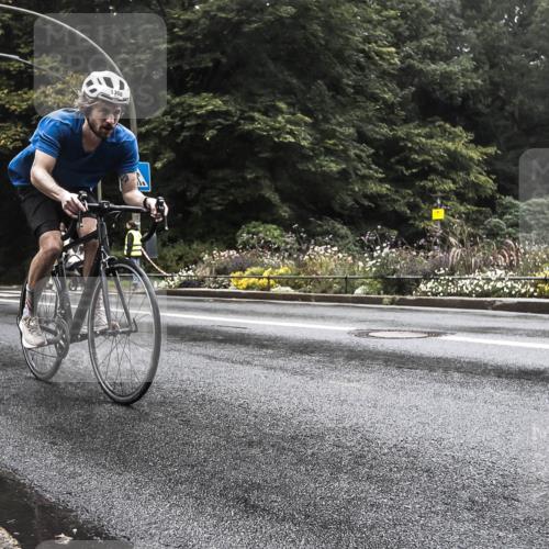 13.09.2026 - Stadtparktriathlon H.Heesch http://msf.ph/oto/10385396 13.09.2026 13:15:49 Radfahren 1300 meine-sportfotos.de