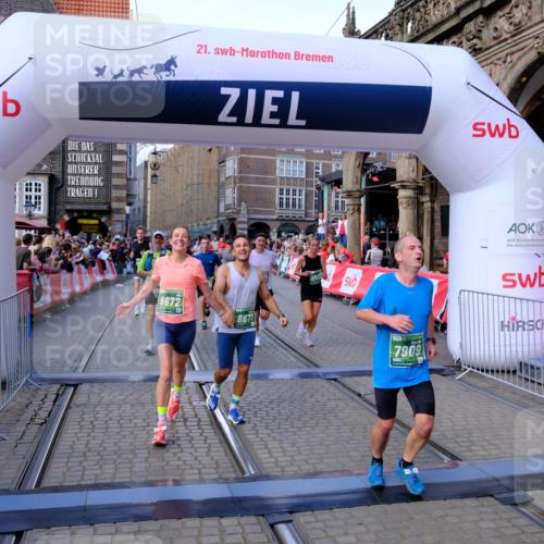 13.09.2026 - 21. swb-Marathon Bremen Tim E. http://msf.ph/oto/10385399 13.09.2026 13:23:22 Ziel 1809, 1900, 1935, 1963, 2367, 2827, 2914, 2961, 3098, 3233, 3374, 3560, 3729, 3920, 5114, 7909, 8231, 8304, 8377, 8646, 8671, 8672, 8732, 8787, 8819, 8820, 9827, 9921 meine-sportfotos.de