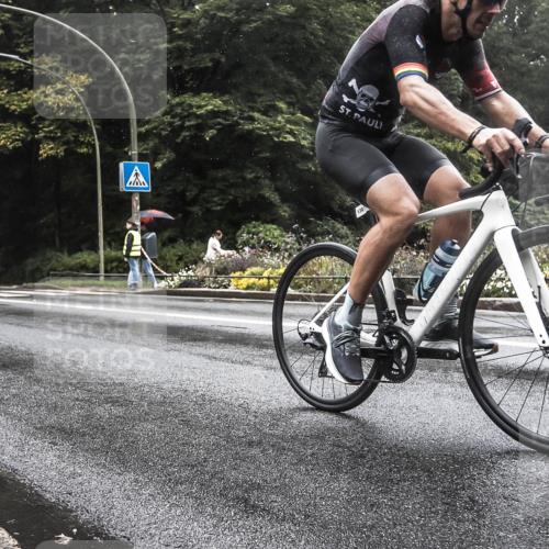 13.09.2026 - Stadtparktriathlon H.Heesch http://msf.ph/oto/10385400 13.09.2026 13:15:55 Radfahren 1221, 1307 meine-sportfotos.de
