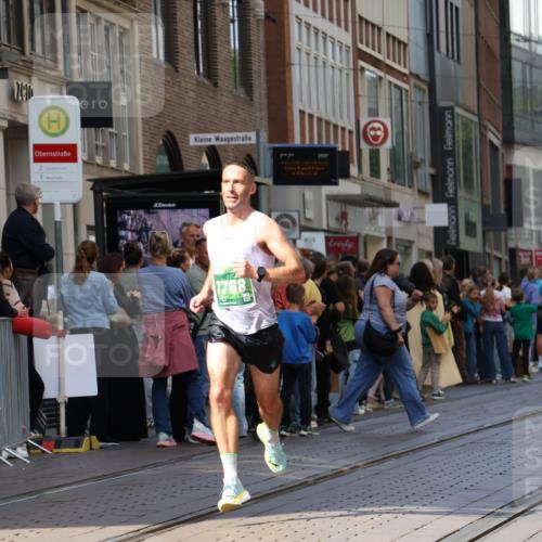 13.09.2026 - 21. swb-Marathon Bremen Strokosch-Dieckow http://msf.ph/oto/10385405 13.09.2026 12:52:16 Ziel 525, 553, 1507, 7768, 8729, 959, 1357 meine-sportfotos.de