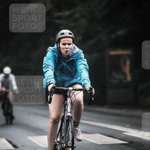 13.09.2026 - Stadtparktriathlon H.Heesch http://msf.ph/oto/10385414 13.09.2026 12:38:45 Radfahren 996, 1091, 1154, 1176, 1202, 1299 meine-sportfotos.de