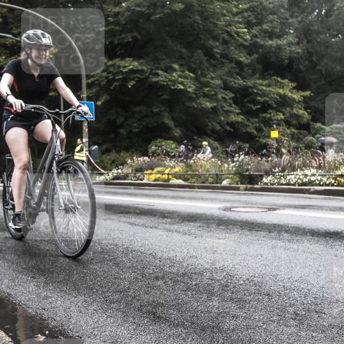 13.09.2026 - Stadtparktriathlon H.Heesch http://msf.ph/oto/10385421 13.09.2026 13:16:08 Radfahren 1258, 1366, 1428, 1452 meine-sportfotos.de
