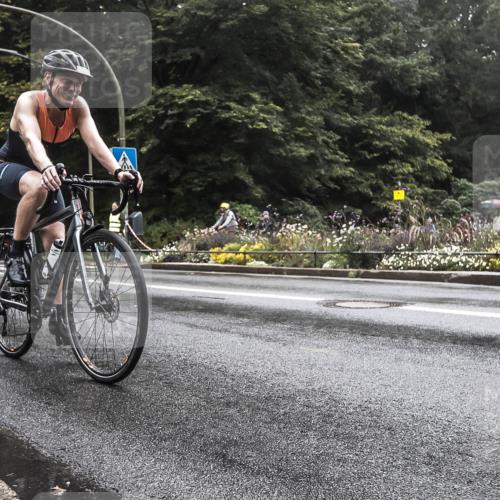 13.09.2026 - Stadtparktriathlon H.Heesch http://msf.ph/oto/10385431 13.09.2026 13:16:09 Radfahren 1258, 1366, 1418, 1428 meine-sportfotos.de