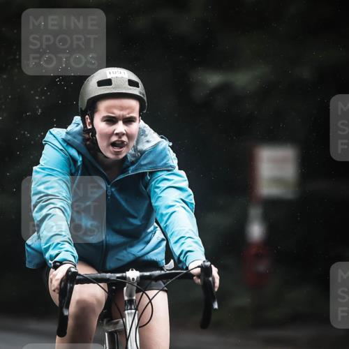 13.09.2026 - Stadtparktriathlon H.Heesch http://msf.ph/oto/10385432 13.09.2026 12:38:46 Radfahren 996, 1091, 1154, 1202, 1299 meine-sportfotos.de