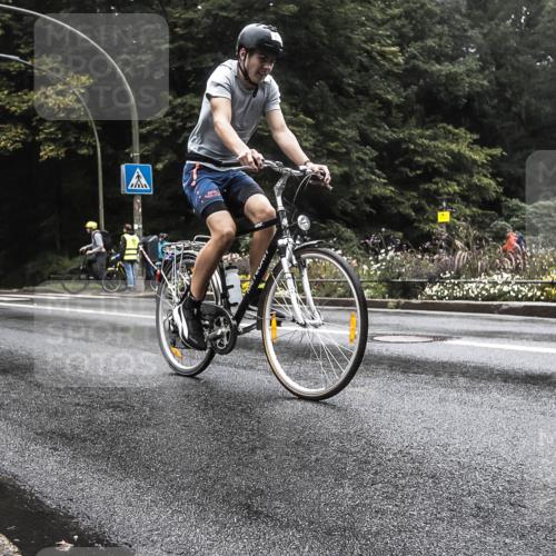 13.09.2026 - Stadtparktriathlon H.Heesch http://msf.ph/oto/10385445 13.09.2026 13:16:17 Radfahren 1264, 1351, 1383, 1437, 1446, 1457 meine-sportfotos.de