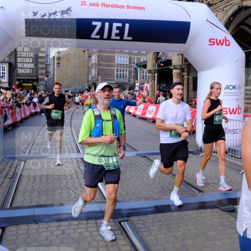 13.09.2026 - 21. swb-Marathon Bremen Tim E. http://msf.ph/oto/10385468 13.09.2026 13:23:24 Ziel 1809, 1900, 1935, 1963, 2306, 2367, 2427, 2827, 2914, 2961, 3098, 3233, 3374, 3560, 3729, 3920, 5114, 7909, 8045, 8231, 8304, 8377, 8671, 8672, 8732, 8787, 8819, 8820, 9827, 9921 meine-sportfotos.de