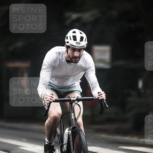 13.09.2026 - Stadtparktriathlon H.Heesch http://msf.ph/oto/10385472 13.09.2026 12:38:48 Radfahren 996, 1091, 1109, 1154, 1202, 1299 meine-sportfotos.de