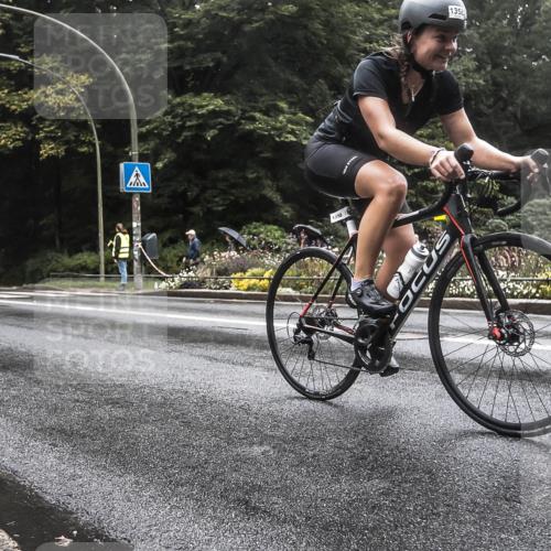 13.09.2026 - Stadtparktriathlon H.Heesch http://msf.ph/oto/10385499 13.09.2026 13:17:01 Radfahren 1358 meine-sportfotos.de