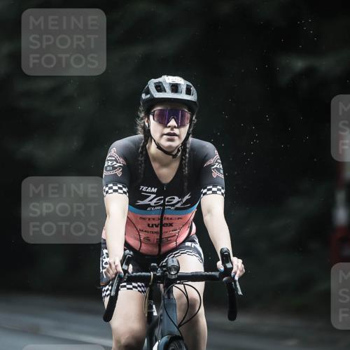 13.09.2026 - Stadtparktriathlon H.Heesch http://msf.ph/oto/10385500 13.09.2026 12:38:51 Radfahren 996, 1091, 1109, 1202, 1273, 1299 meine-sportfotos.de