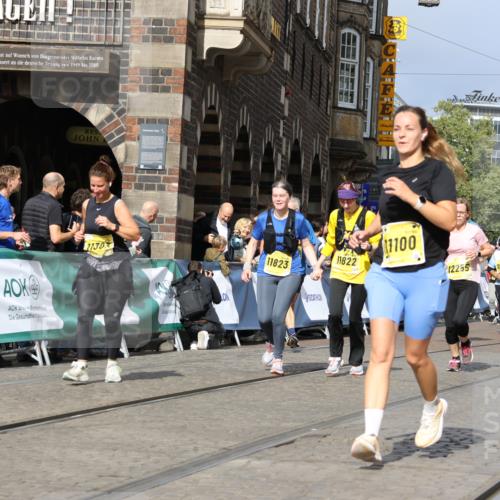 13.09.2026 - 21. swb-Marathon Bremen Strokosch-Dieckow http://msf.ph/oto/10385513 13.09.2026 11:07:19 Ziel 10156, 10360, 10378, 10663, 11100, 11257, 11439, 11684, 12124, 12249, 10138, 10205, 10279, 10280, 10501, 10505, 10695, 10748, 11417, 11767, 11865, 11899, 11917, 12020, 12173, 12210, 12277, 12419, 12536 meine-sportfotos.de