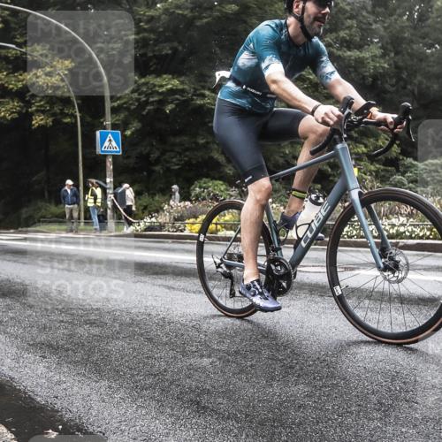 13.09.2026 - Stadtparktriathlon H.Heesch http://msf.ph/oto/10385523 13.09.2026 13:17:27 Radfahren 1370 meine-sportfotos.de