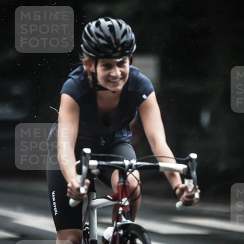 13.09.2026 - Stadtparktriathlon H.Heesch http://msf.ph/oto/10385525 13.09.2026 12:38:54 Radfahren 996, 1109, 1202, 1273, 1299 meine-sportfotos.de
