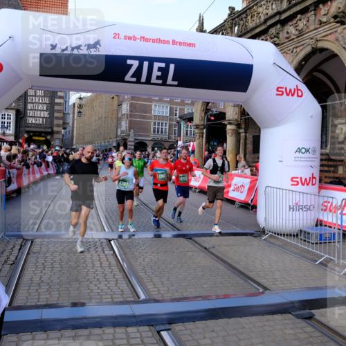 13.09.2026 - 21. swb-Marathon Bremen Tim E. http://msf.ph/oto/10385558 13.09.2026 13:23:30 Ziel 1809, 1900, 1935, 2306, 2367, 2427, 2827, 2899, 2914, 2961, 3098, 3233, 3374, 3729, 3920, 5114, 5820, 5821, 8045, 8231, 8304, 8732, 8787, 8819, 8820, 9436, 9827, 9921, 10127 meine-sportfotos.de