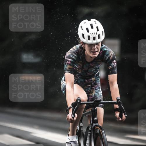 13.09.2026 - Stadtparktriathlon H.Heesch http://msf.ph/oto/10385617 13.09.2026 12:39:10 Radfahren 969, 1111, 1250 meine-sportfotos.de