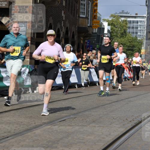 13.09.2026 - 21. swb-Marathon Bremen Strokosch-Dieckow http://msf.ph/oto/10385633 13.09.2026 11:07:23 Ziel 10156, 10360, 11100, 11257, 11393, 11439, 11684, 11696, 11822, 11823, 12255, 10138, 10279, 10280, 10363, 10364, 10501, 10505, 10580, 10695, 10907, 10935, 11223, 11767, 11899, 11924, 11934, 12167, 12168, 12210, 12277, 12419 meine-sportfotos.de