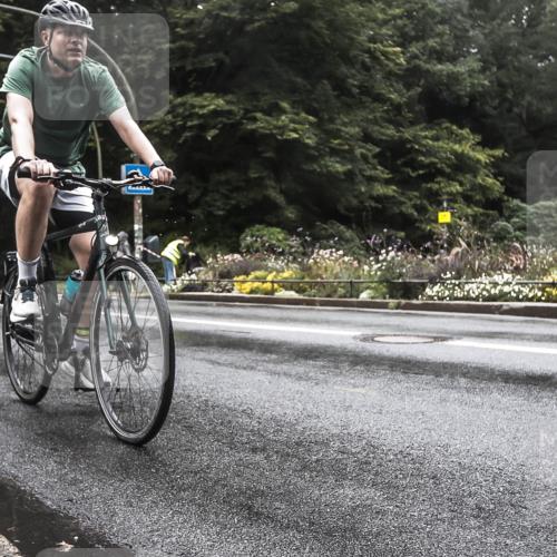 13.09.2026 - Stadtparktriathlon H.Heesch http://msf.ph/oto/10385638 13.09.2026 13:18:32 Radfahren 1288, 1325, 1336 meine-sportfotos.de