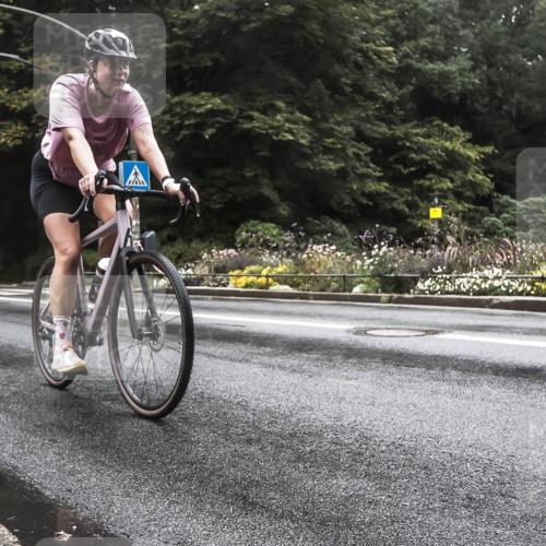 13.09.2026 - Stadtparktriathlon H.Heesch http://msf.ph/oto/10385661 13.09.2026 13:18:51 Radfahren 1363, 1392, 1411, 1463, 1468 meine-sportfotos.de