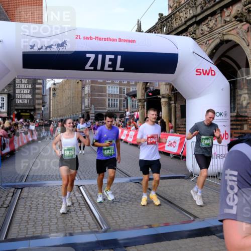 13.09.2026 - 21. swb-Marathon Bremen Tim E. http://msf.ph/oto/10385662 13.09.2026 13:23:41 Ziel 672, 2306, 2371, 2409, 2427, 2899, 3078, 3173, 3531, 3861, 3939, 5820, 5821, 6848, 6923, 8045, 8863, 9088, 9196, 9436, 9827, 10127 meine-sportfotos.de