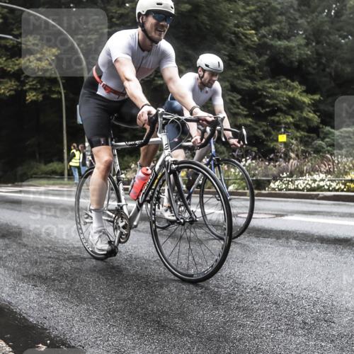 13.09.2026 - Stadtparktriathlon H.Heesch http://msf.ph/oto/10385739 13.09.2026 13:19:47 Radfahren 1348, 1373, 1409, 1448 meine-sportfotos.de