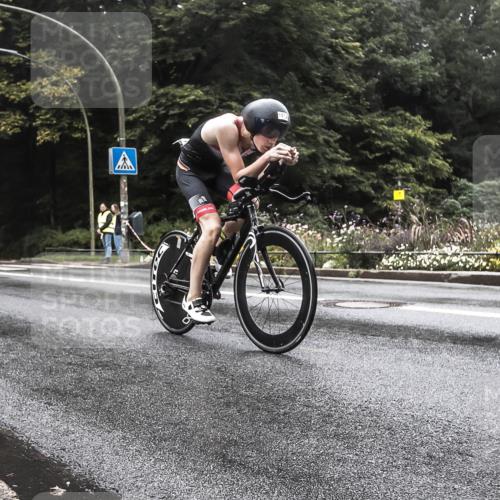 13.09.2026 - Stadtparktriathlon H.Heesch http://msf.ph/oto/10385748 13.09.2026 13:19:54 Radfahren 1458, 1512 meine-sportfotos.de