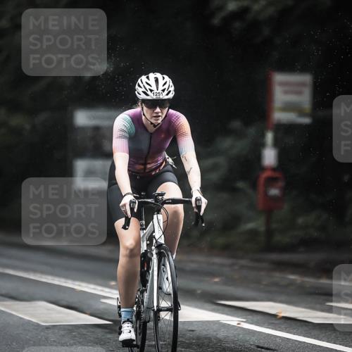 13.09.2026 - Stadtparktriathlon H.Heesch http://msf.ph/oto/10385749 13.09.2026 12:39:29 Radfahren 1163, 1174, 1192, 1214, 1231, 1251, 1262, 1294 meine-sportfotos.de