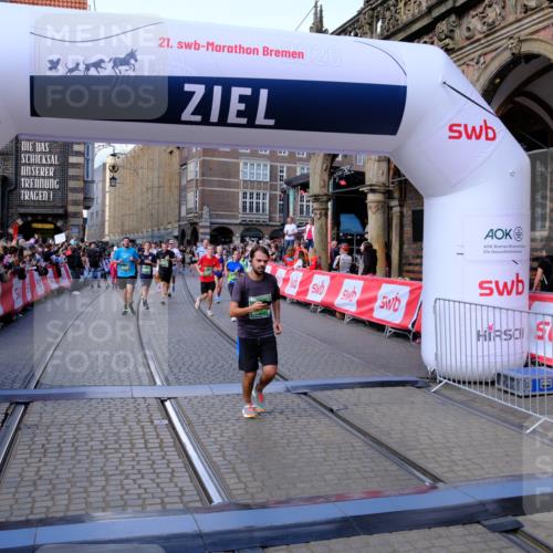 13.09.2026 - 21. swb-Marathon Bremen Tim E. http://msf.ph/oto/10385750 13.09.2026 13:23:48 Ziel 135, 672, 2371, 2409, 2485, 2490, 2560, 2627, 3078, 3138, 3173, 3531, 3856, 3861, 3939, 5820, 5821, 5908, 6843, 6848, 6923, 8560, 8863, 9088, 9196, 9436 meine-sportfotos.de
