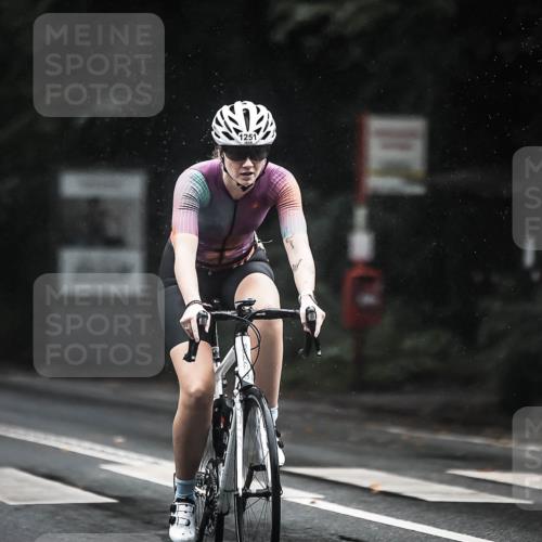 13.09.2026 - Stadtparktriathlon H.Heesch http://msf.ph/oto/10385755 13.09.2026 12:39:30 Radfahren 1163, 1174, 1192, 1214, 1231, 1251, 1262, 1294 meine-sportfotos.de