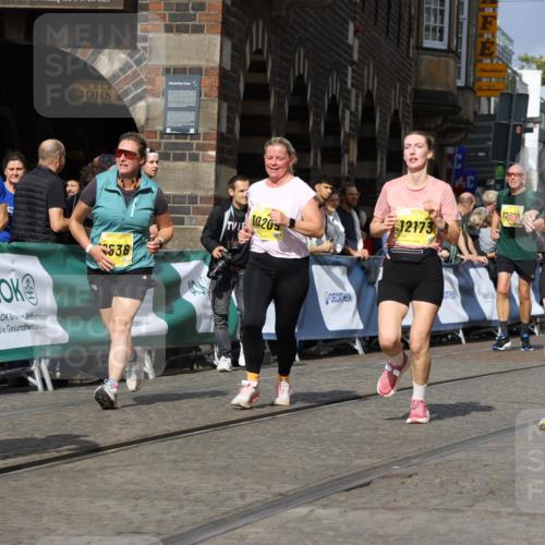 13.09.2026 - 21. swb-Marathon Bremen Strokosch-Dieckow http://msf.ph/oto/10385762 13.09.2026 11:07:29 Ziel 10156, 10360, 10488, 11100, 11246, 11257, 11393, 11439, 11600, 11684, 11696, 11759, 11822, 11823, 12255, 12266, 10138, 10279, 10280, 10363, 10364, 10501, 10505, 10580, 10595, 10907, 10935, 11037, 11223, 11643, 11899, 11924, 11934, 12167, 12168, 12194, 12277, 12307, 12419, 12509 meine-sportfotos.de