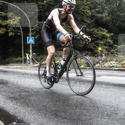 13.09.2026 - Stadtparktriathlon H.Heesch http://msf.ph/oto/10385765 13.09.2026 13:20:37 Radfahren 1293, 1322, 1323, 1333, 1401, 1430, 1505 meine-sportfotos.de