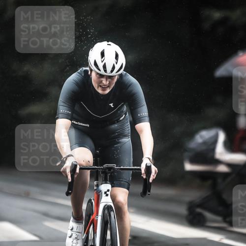 13.09.2026 - Stadtparktriathlon H.Heesch http://msf.ph/oto/10385798 13.09.2026 12:39:34 Radfahren 1174, 1192, 1214, 1251, 1294 meine-sportfotos.de